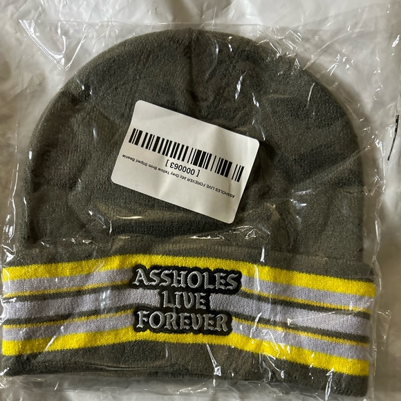 Graphics Bernie’s , (WINNERS CHOICE) one 8$ two 14$ three 18$ four 20$ - Picture 11 of 11